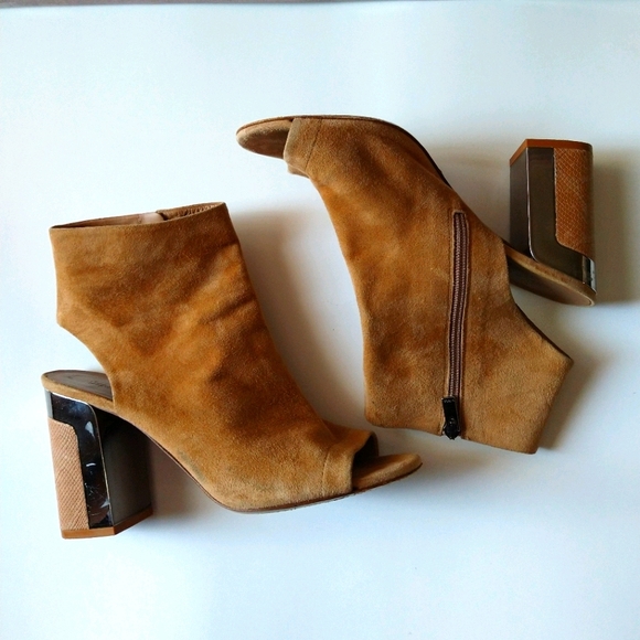 Vince Fenmore Peep-Toe Sand Bootie - Picture 14 of 15